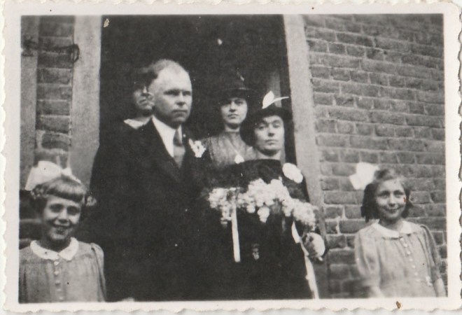trouwfoto Sjeng Claessen en Ida Pepels 1944