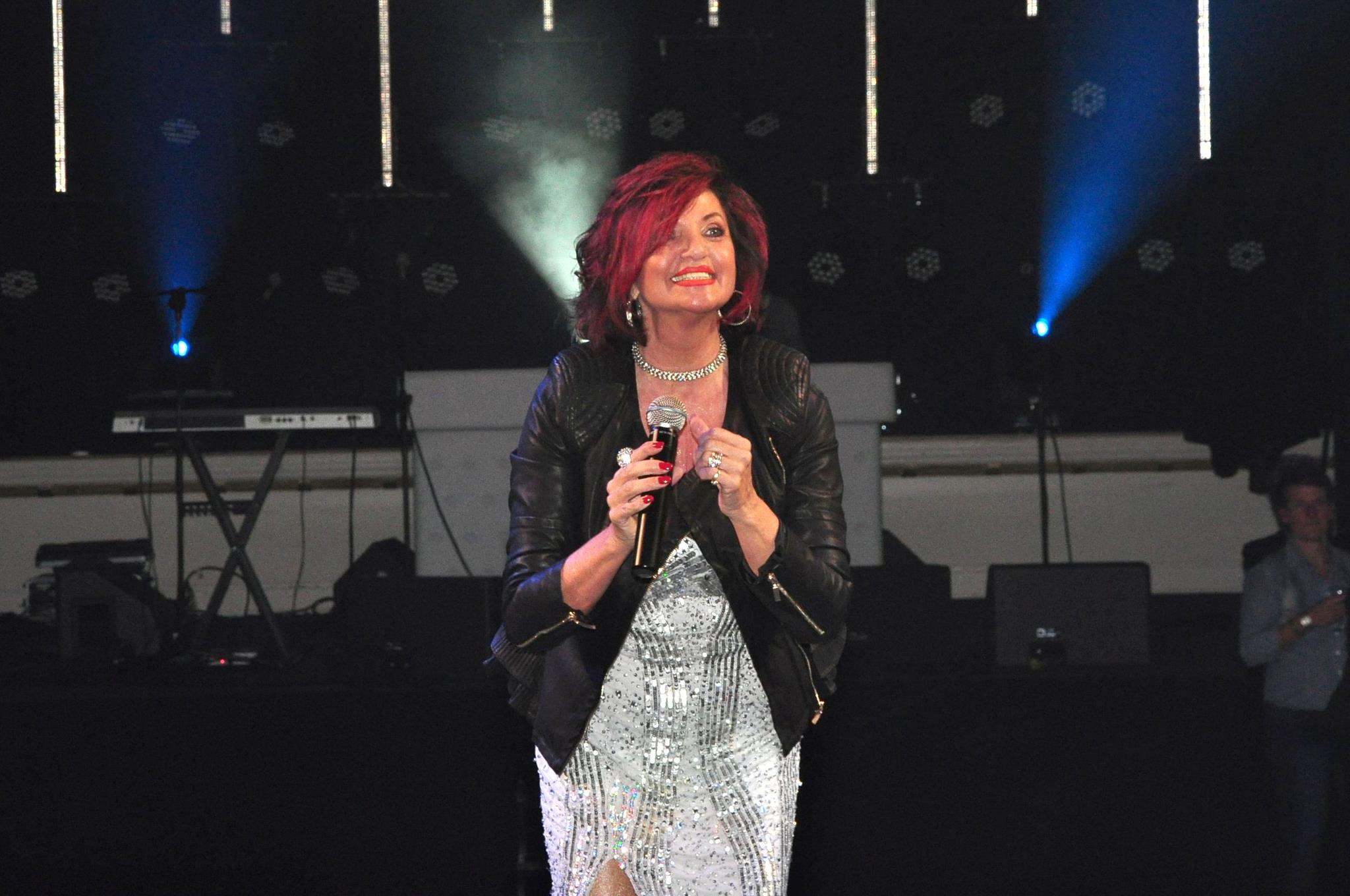 903502_189923267825005_14944106_o