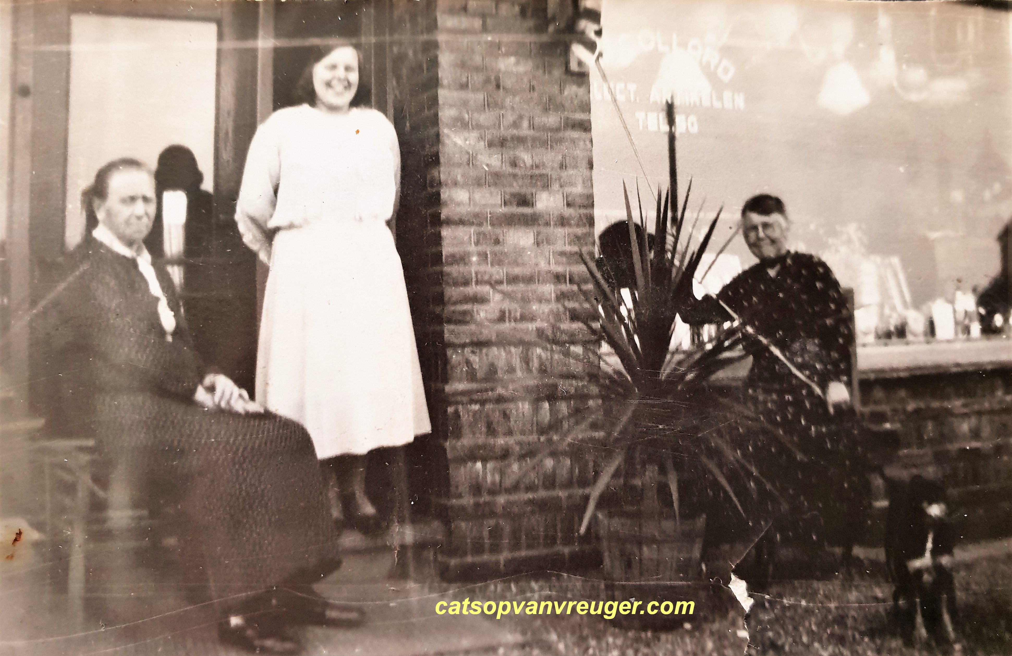 overgrootmoeder collard met tilla en tru