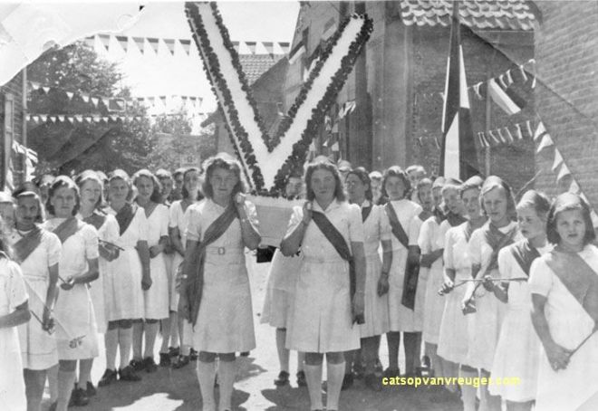 Bevrijdingsoptocht 1945 1(1)