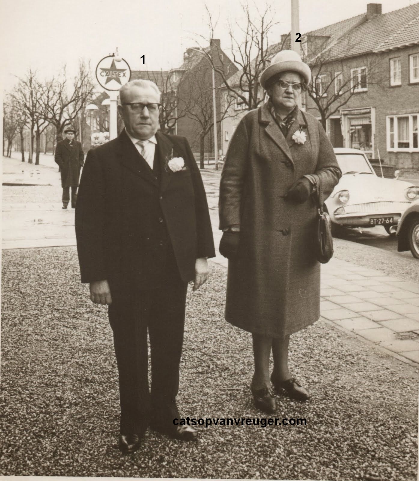 20c5a42b-fa33-4774-8e44-49427e169fa0 1